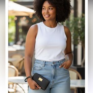 Michael Kors Black Textured Wristlet EUC